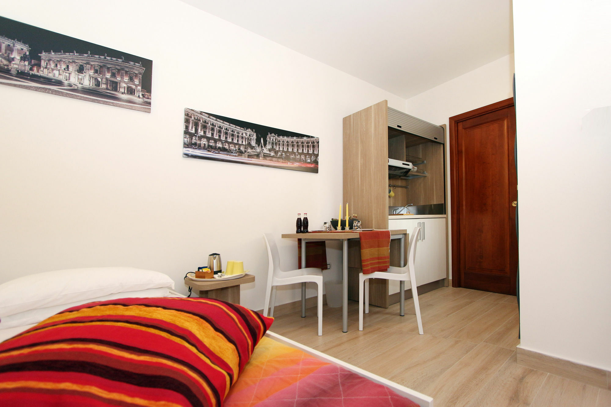 Bed and Breakfast La Casa Felice A San Pietro Rzym Zewnętrze zdjęcie